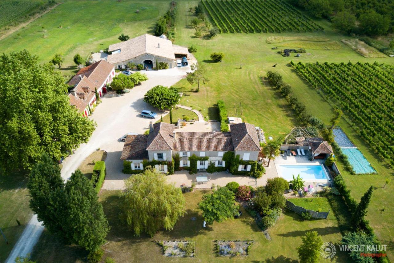 Domaine De La Queyssie Bed & Breakfast Saussignac ภายนอก รูปภาพ