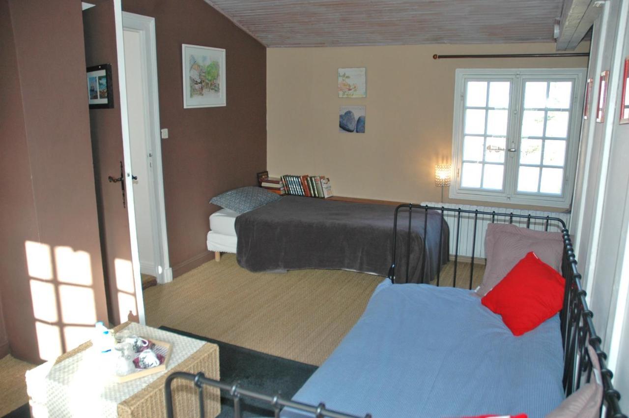 Domaine De La Queyssie Bed & Breakfast Saussignac ภายนอก รูปภาพ