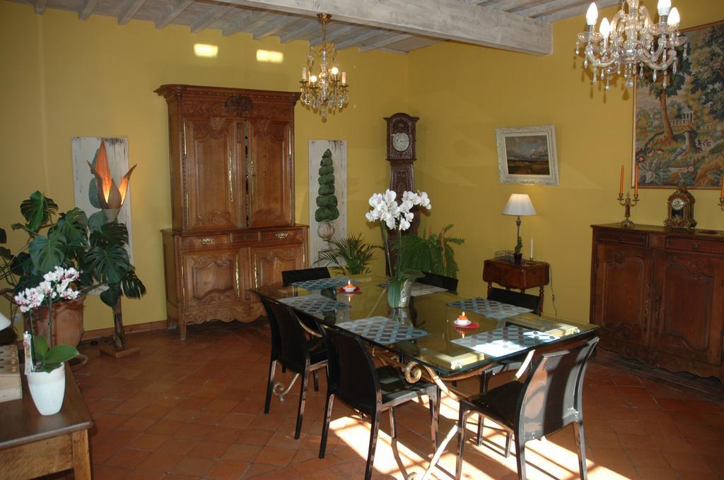 Domaine De La Queyssie Bed & Breakfast Saussignac ภายนอก รูปภาพ