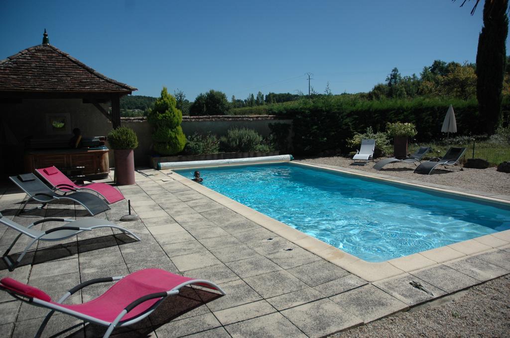 Domaine De La Queyssie Bed & Breakfast Saussignac ภายนอก รูปภาพ